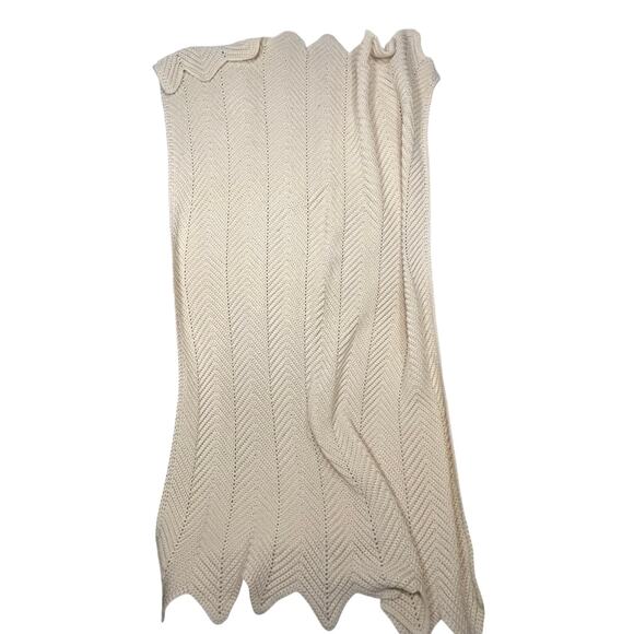 Vintage Hand-Crocheted Cream Throw Blanket 69x42 - Picture 2 of 5